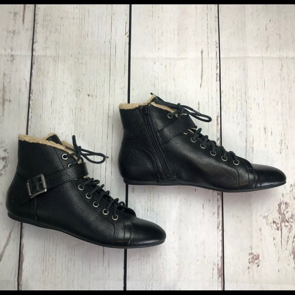 Gianni Bini black booties size 7 - Picture 3 of 8